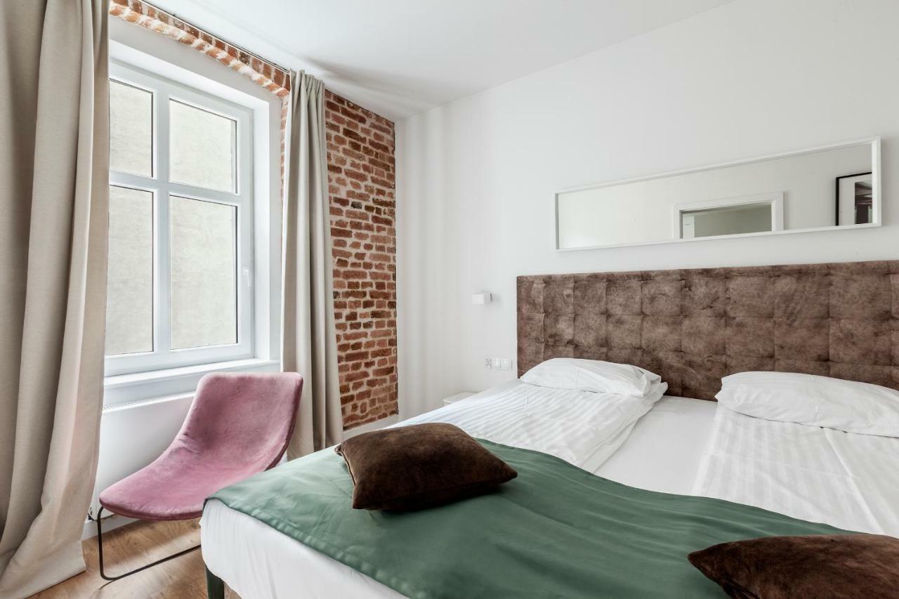 Cinema Apartments Poznan Bagian luar foto
