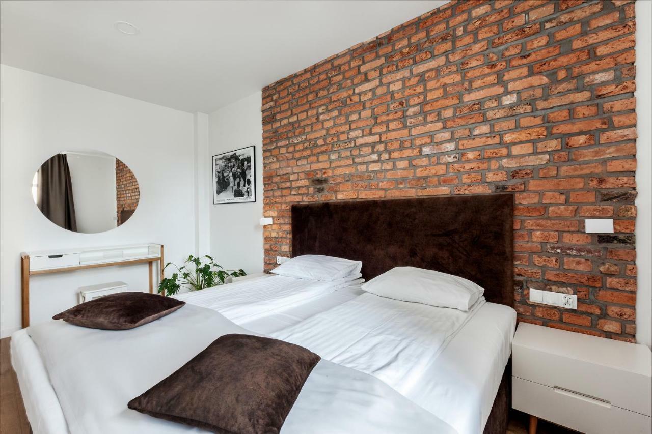 Cinema Apartments Poznan Bagian luar foto